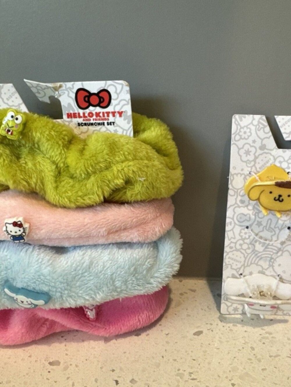 Hello Kitty And Friends Hair Clips And Scrunchi